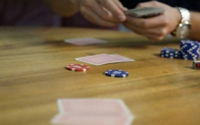6 Ways to Know When to Fold in Poker